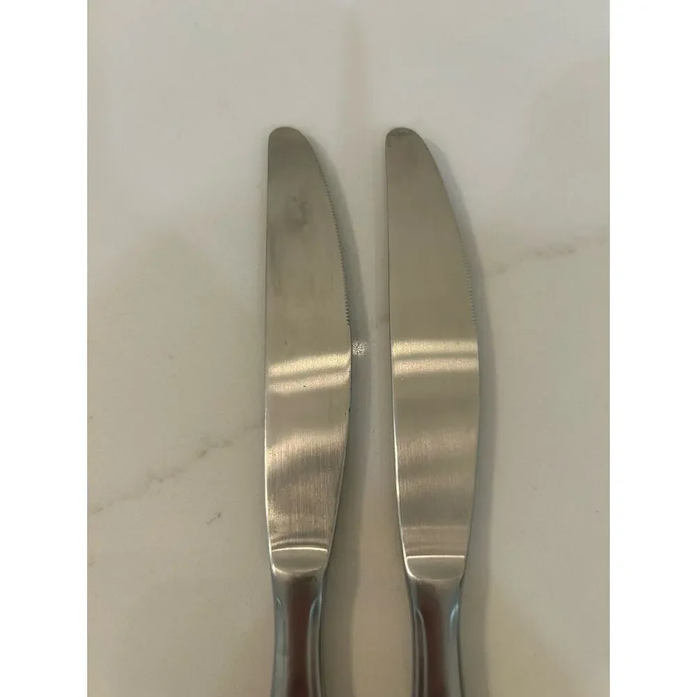 JA Henckels GEM SATIN Stainless 18/10 Outlined Flatware Set Of 2 Dinner Knives‎
